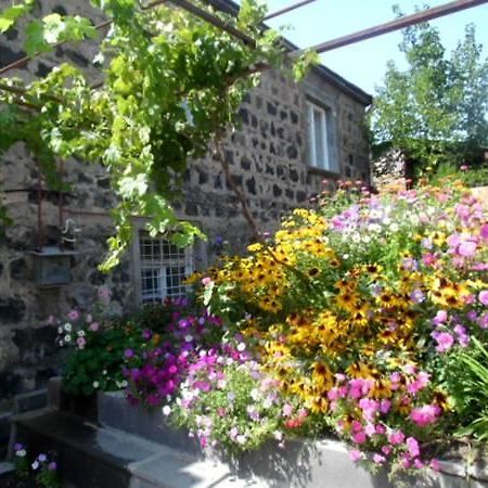 B&B Ruzan Yeghegnadzor Dış mekan fotoğraf